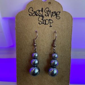Gun Metal Gray Three Pearl Custom Earrings
